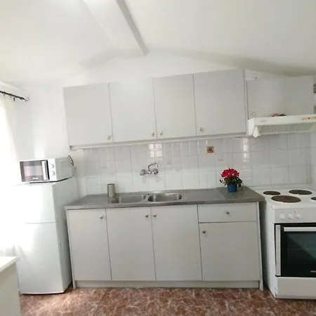 Villa Eleni Velonádes